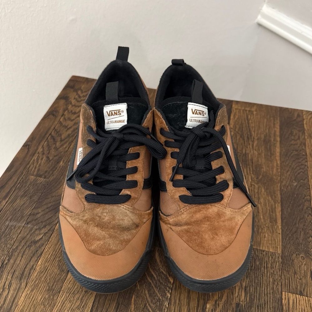 Men’s VANS MTE ultra range ultra cush size 10